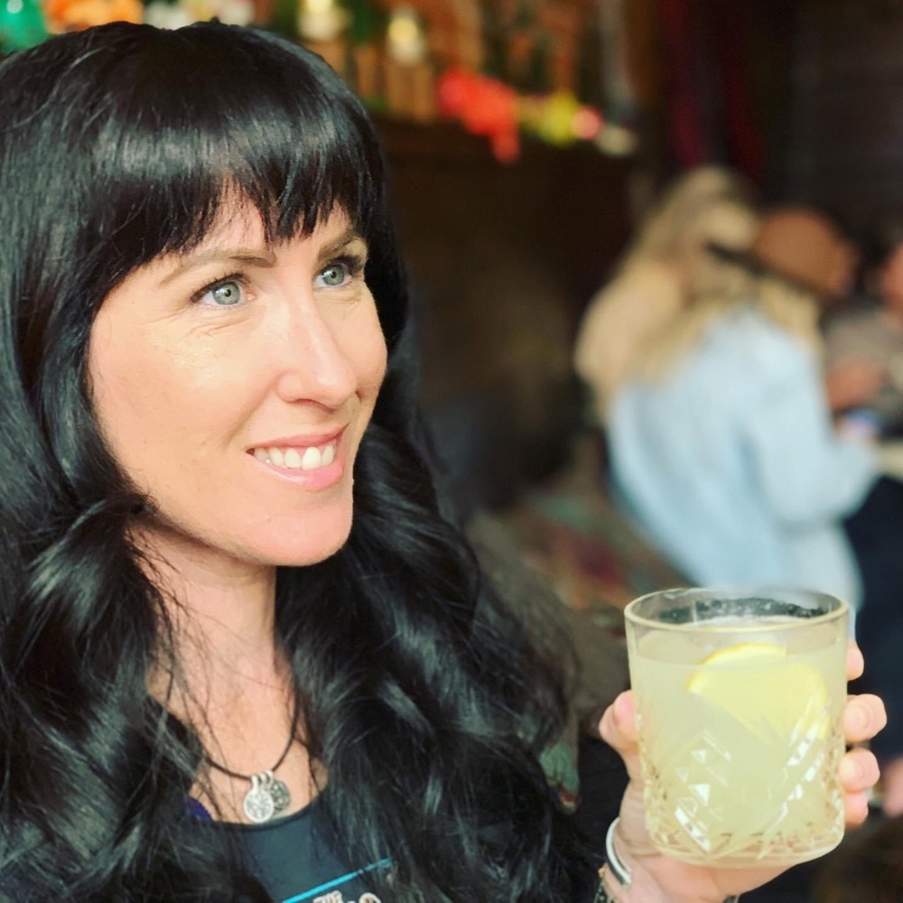 Meet your Posher, Claire